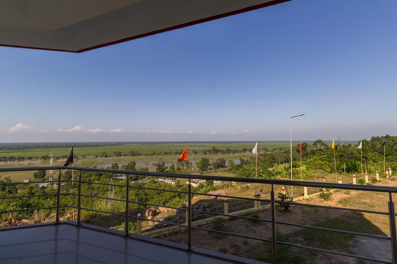 La Vue Resort Kāziranga Extérieur photo